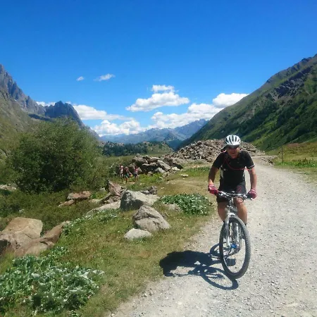 Apartment Maison I Mont Blanc *